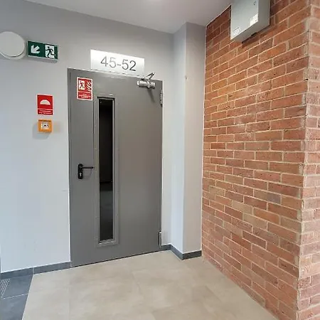 公寓 Citystay Przedzalniana Z Klimatyzacja *