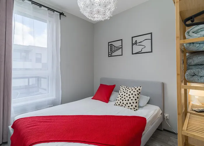 Citystay Przedzalniana Z Klimatyzacja 우치